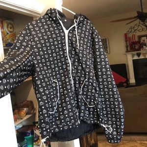 Reversible MCM windbreaker
